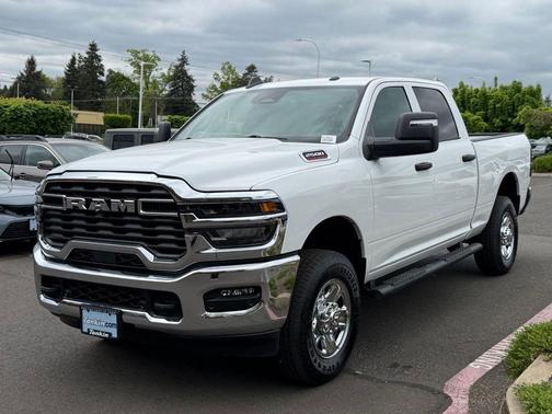 Bright White Clearcoat 2026 RAM 2500 Tradesman