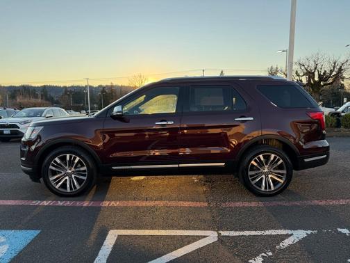 2019 Ford Explorer Platinum