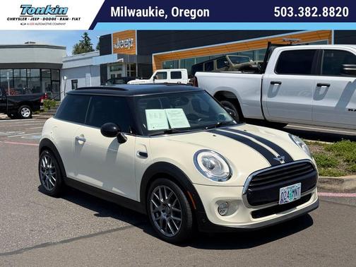 Pepper White 2018 MINI Hardtop Cooper