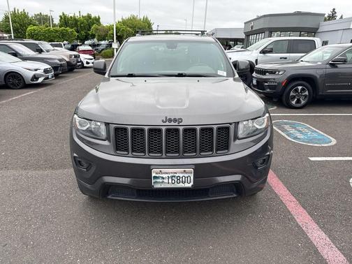 Granite Crystal Clearcoat Metallic 2015 Jeep Grand Cherokee Altitude