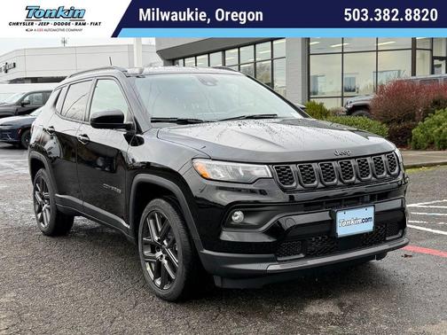 Diamond Black 2026 Jeep Compass Latitude