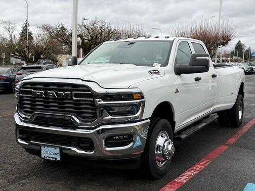 Bright White Clearcoat 2026 RAM 3500 Tradesman