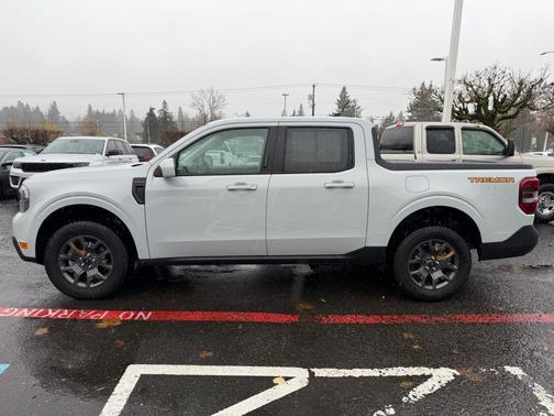 2023 Ford Maverick Lariat
