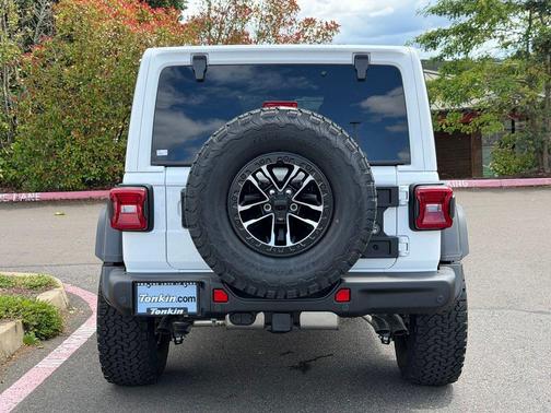 Bright White Clearcoat 2026 Jeep Wrangler Moab 392