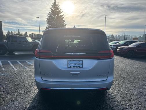 2022 Chrysler Pacifica Limited