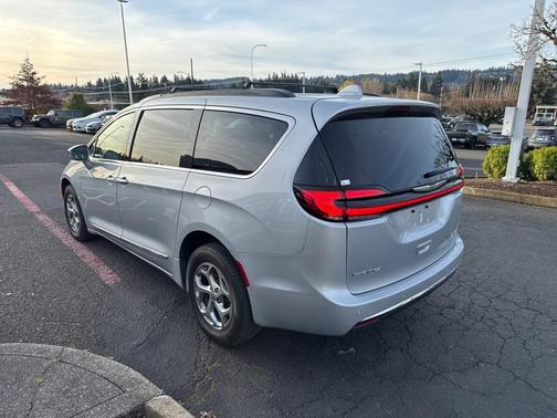 2022 Chrysler Pacifica Limited