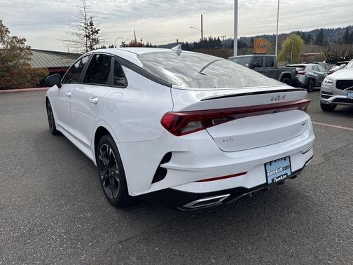 Glacial White Pearl 2024 Kia K5 GT-Line