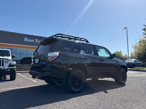 Midnight Black Metallic 2022 Toyota 4Runner TRD Pro