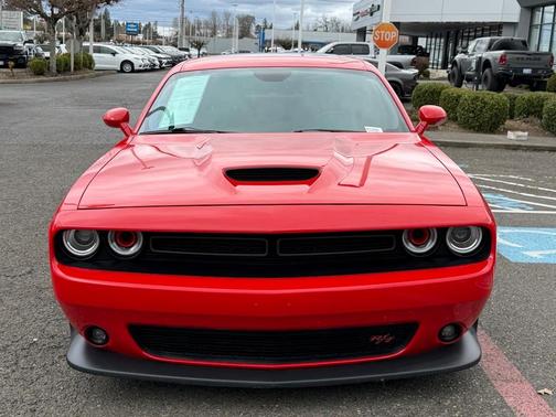 2016 Dodge Challenger R/T Scat Pack
