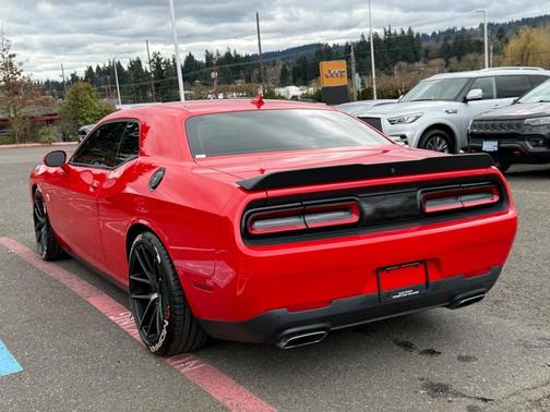 2016 Dodge Challenger R/T Scat Pack