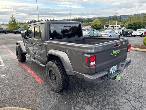 2021 Jeep Gladiator Sport
