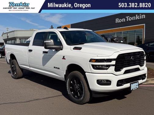 Bright White Clearcoat 2027 RAM 3500 Big Horn