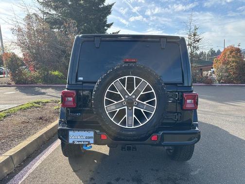 Black Clearcoat 2024 Jeep Wrangler 4xe High Altitude