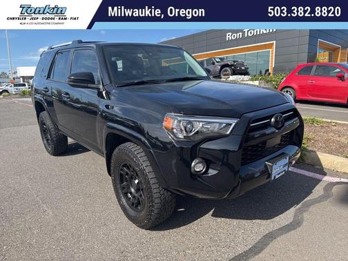 Midnight Black Metallic 2024 Toyota 4Runner SR5