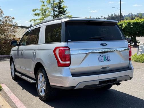Ingot Silver 2019 Ford Expedition XLT
