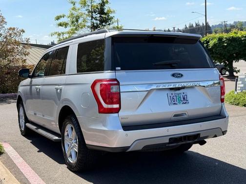 Ingot Silver 2019 Ford Expedition XLT