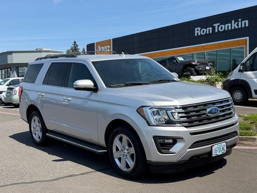 Ingot Silver 2019 Ford Expedition XLT