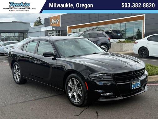 Pitch Black Clearcoat 2016 Dodge Charger SXT