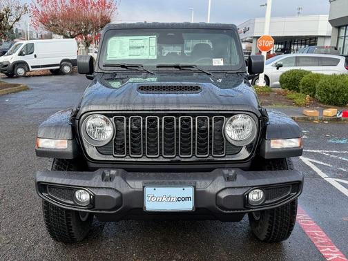 Black Clearcoat 2026 Jeep Gladiator Sport
