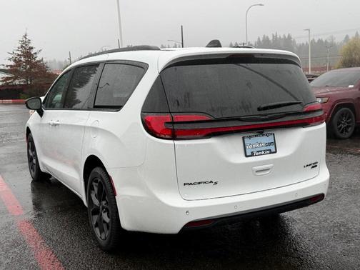 2026 Chrysler Pacifica Limited