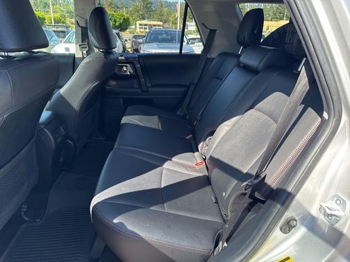 Classic Silver Metallic 2021 Toyota 4Runner TRD Off Road Premium