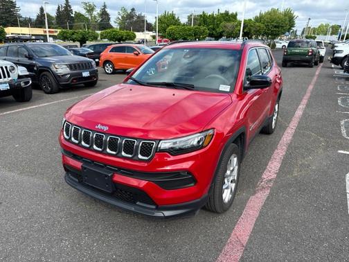 Redline Pearlcoat 2023 Jeep Compass Latitude Lux