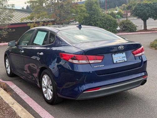 Horizon Blue 2017 Kia Optima LX