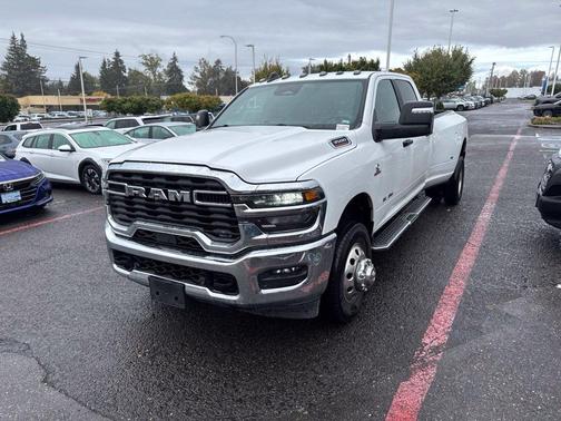 Bright White Clearcoat 2026 RAM 3500 Big Horn