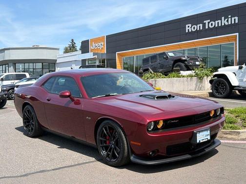 Octane Red Pearlcoat 2023 Dodge Challenger R/T