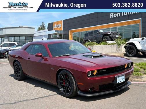 Octane Red Pearlcoat 2023 Dodge Challenger R/T