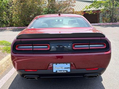 Octane Red Pearlcoat 2023 Dodge Challenger R/T
