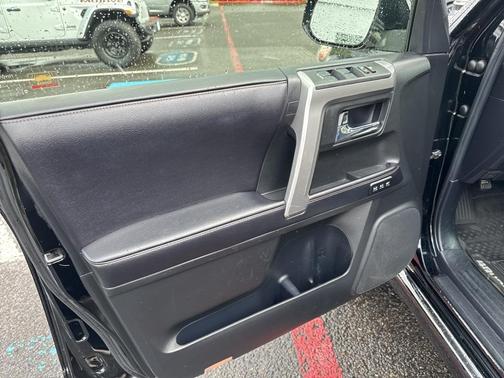 2017 Toyota 4Runner Limited