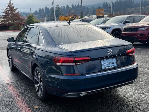 2022 Volkswagen Passat 2.0T SE
