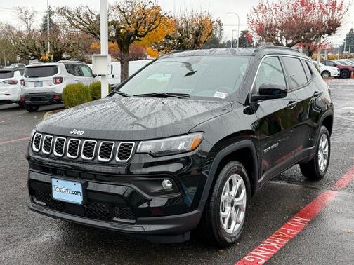 Diamond Black 2026 Jeep Compass Latitude