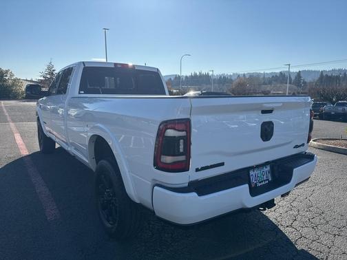 2022 RAM 3500 Laramie