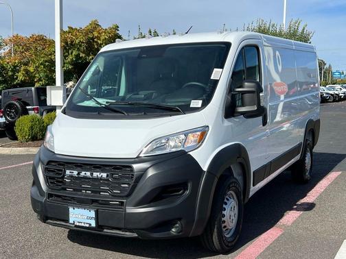 Bright White Clearcoat 2026 RAM ProMaster 1500 Low Roof