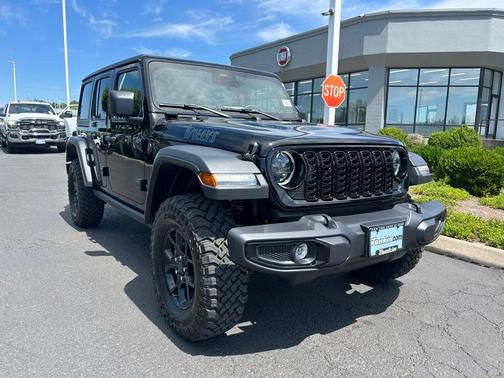 2025 Jeep Wrangler 4xe Sport