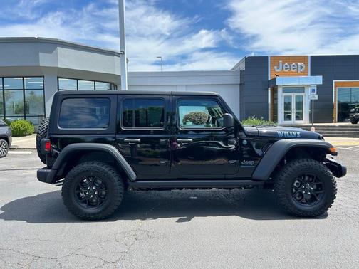 2025 Jeep Wrangler 4xe Sport