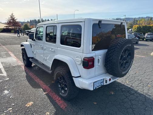 2021 Jeep Wrangler Unlimited Sahara Altitude