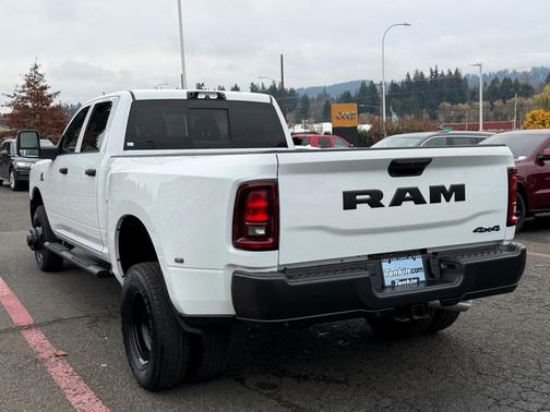 2026 RAM 3500 Tradesman