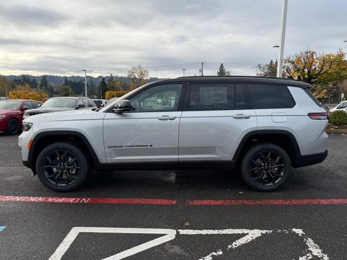 2025 Jeep Grand Cherokee L Limited