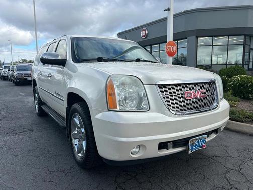 2012 GMC Yukon XL 1500 SLT
