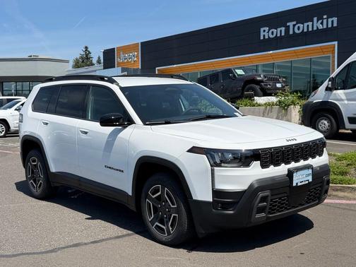 Bright White Clearcoat 2026 Jeep Cherokee LAREDO/LIMITED