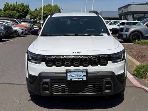 Bright White Clearcoat 2026 Jeep Cherokee LAREDO/LIMITED
