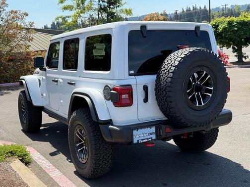 Bright White Clearcoat 2026 Jeep Wrangler Rubicon