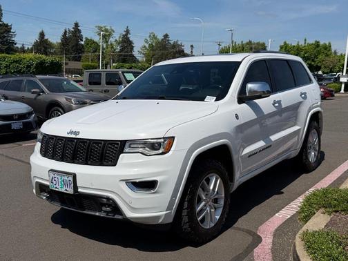 Bright White Clearcoat 2018 Jeep Grand Cherokee Overland