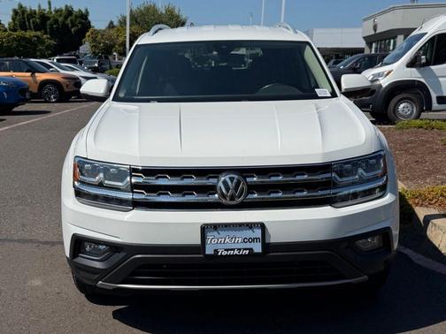 Pure White 2019 Volkswagen Atlas 3.6L SE w/Technology
