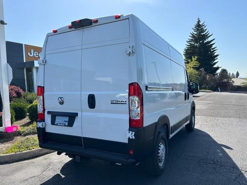 2025 RAM ProMaster 2500 High Roof