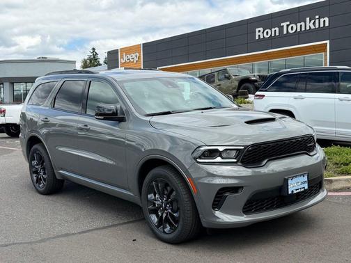 Destroyer Gray Clearcoat 2026 Dodge Durango GT