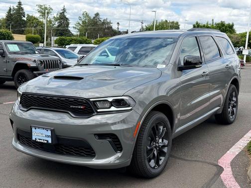 Destroyer Gray Clearcoat 2026 Dodge Durango GT